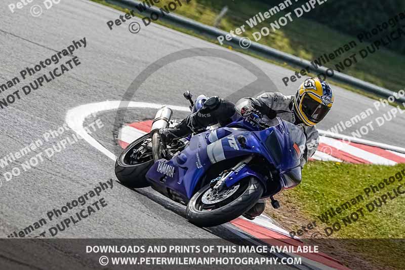 donington no limits trackday;donington park photographs;donington trackday photographs;no limits trackdays;peter wileman photography;trackday digital images;trackday photos